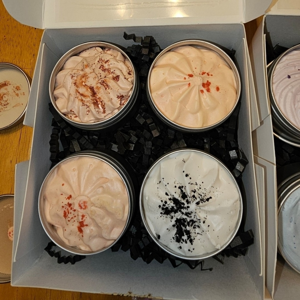 11 Piece Halloween Themed Body Butter & Rollerball Set ๐๐ฝ๐งโโ๏ธ - Picture 4 of 7